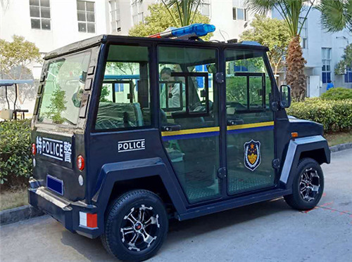 战盾悍马巡逻车